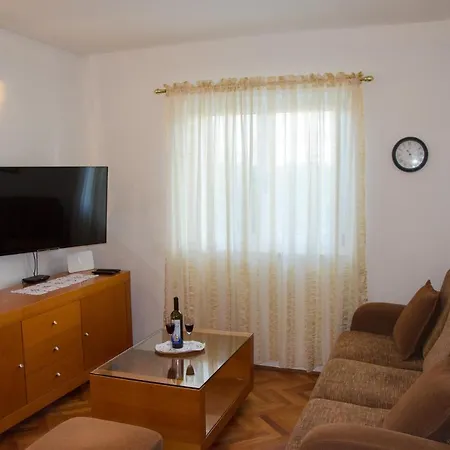 Ina Pag Apartamento