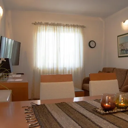 Ina Pag Apartamento Pag Town